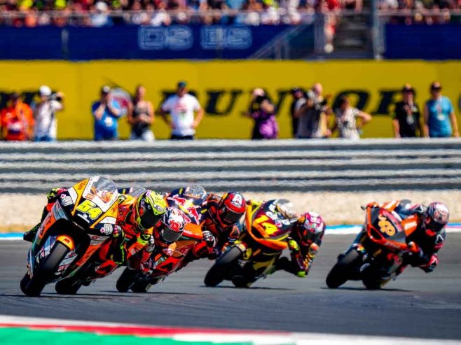Dunlop mira hacia el futuro y reflexiona orgullosa sobre su historia en los Grandes Premios.